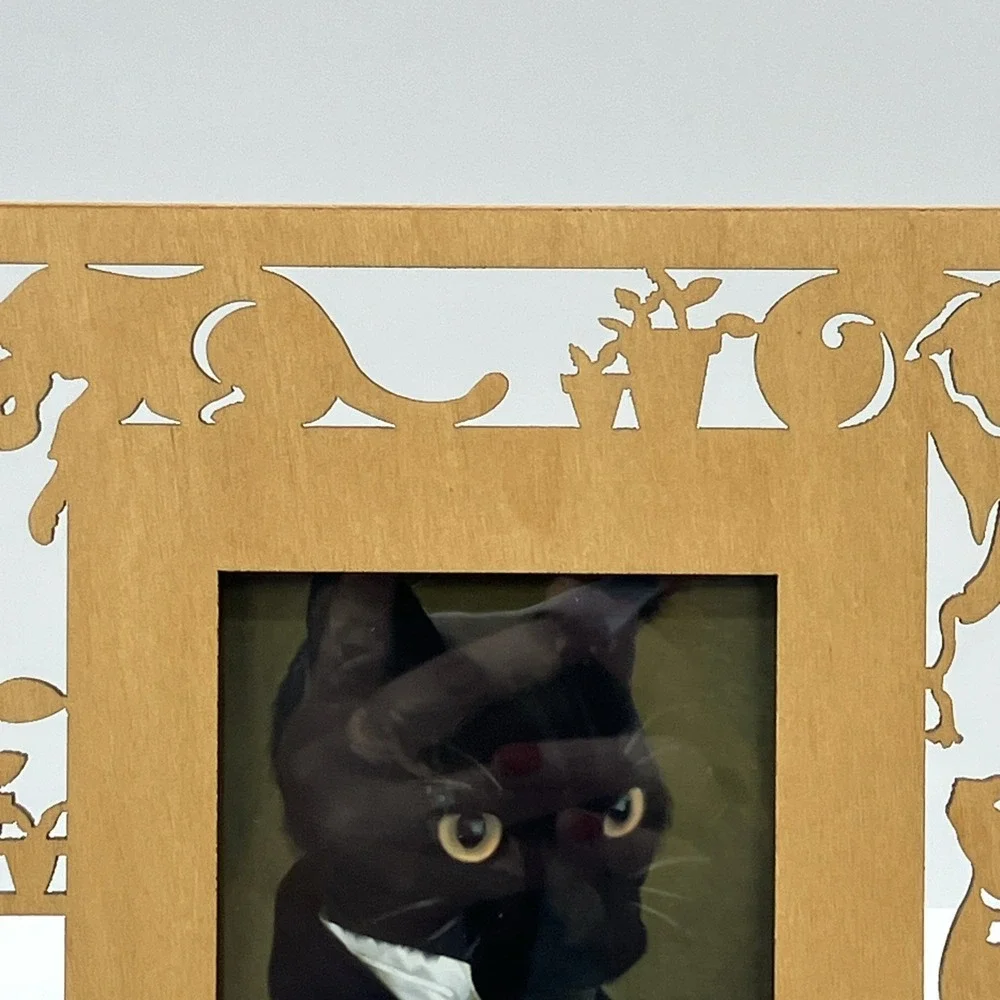 Wood Carved Cut Out‎ Cat Kitten Picture Frame Plants Quirky Kitschy Photo Gift